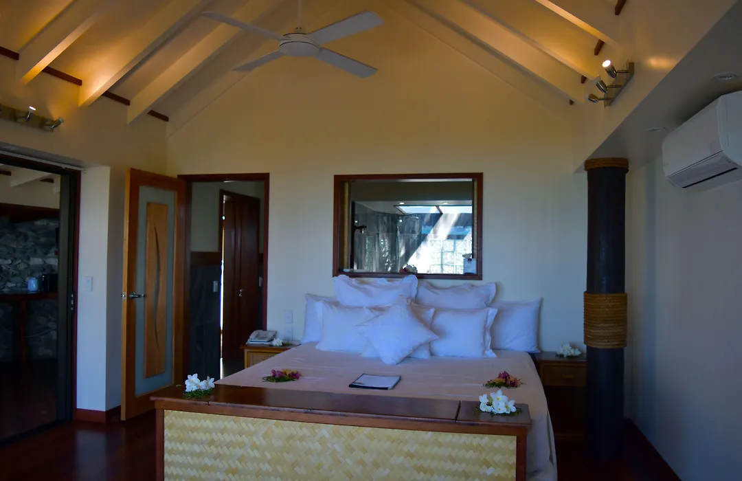 Tamanu Beach-1